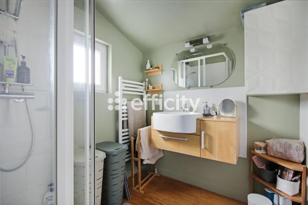 Maison
         4 pièces
        - 107 m² Exclusivité 645 000 €*