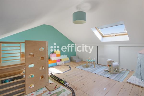 Maison
         4 pièces
        - 107 m² Exclusivité 645 000 €*