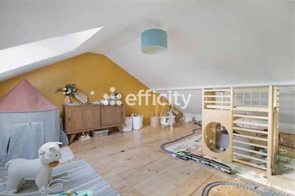 Maison
         4 pièces
        - 107 m² Exclusivité 645 000 €*