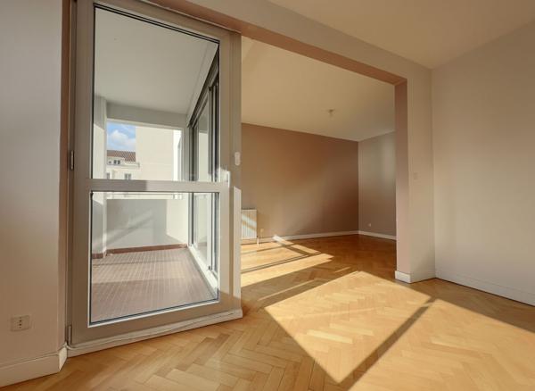 APPARTEMENT T3/4 avec balcon au calme
