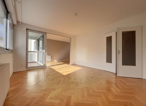 APPARTEMENT T3/4 avec balcon au calme