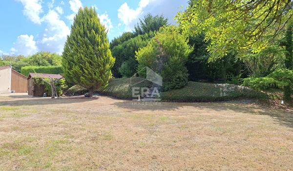 Maison individuelle 4 chambres proche de Chalais.