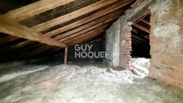BOIS COLOMBES/ MAISON 134 M² PARCELLE 998 M² GARAGE et ATELIER