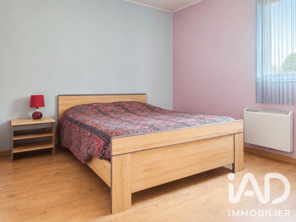 Maison à vendre 6 pièces 158,79 m² Saint-Julien-des-Landes