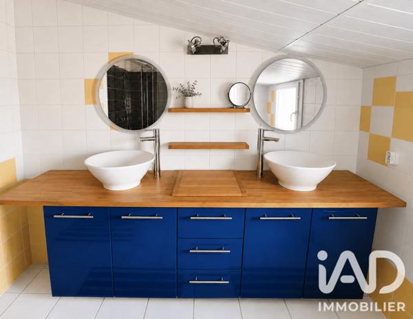Maison à vendre 6 pièces 158,79 m² Saint-Julien-des-Landes