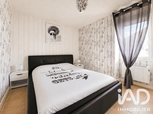Maison à vendre 6 pièces 158,79 m² Saint-Julien-des-Landes