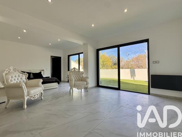 Maison à vendre 6 pièces 450 m² Sorgues