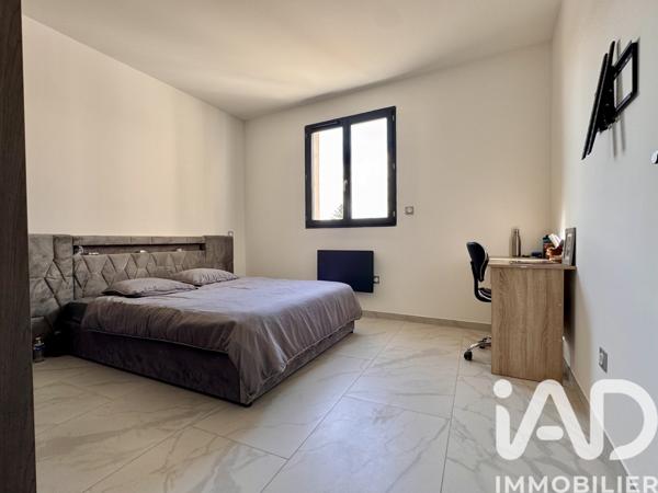 Maison à vendre 6 pièces 450 m² Sorgues