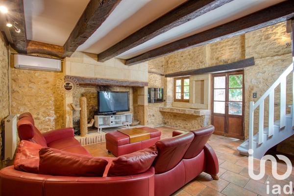 Maison d’architecte 6 pièces de 246 m² à Sarlat-la-Canéda (24200)