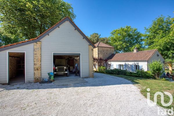 Maison d’architecte 6 pièces de 246 m² à Sarlat-la-Canéda (24200)