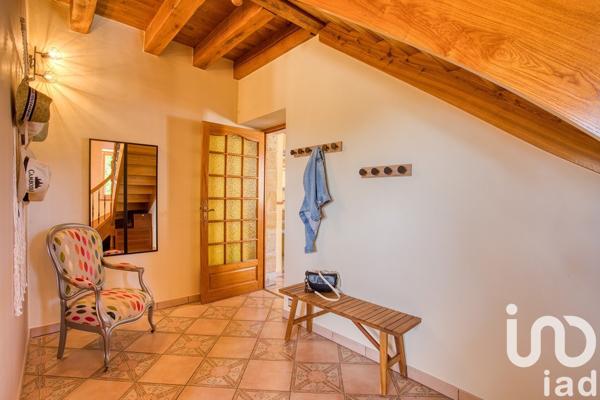 Maison d’architecte 6 pièces de 246 m² à Sarlat-la-Canéda (24200)