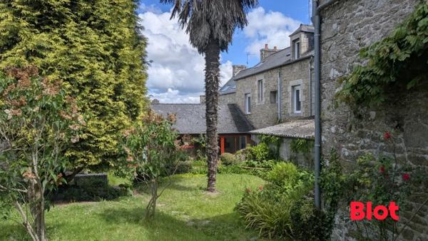Maison 12 pièce(s)