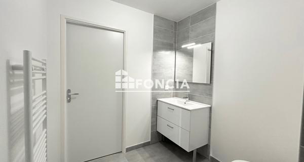 Location Appartement 2 pièces 48.05 m² - Bordeaux 33100