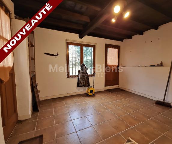 Cette maison est idéale pour un 1er achat, une résidence secondaire ou un investissement locatif pour la création d’appartement ou de gîte.