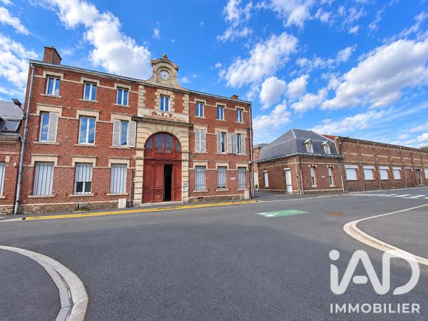 Immeuble à vendre 15 240 m² Saint-Quentin