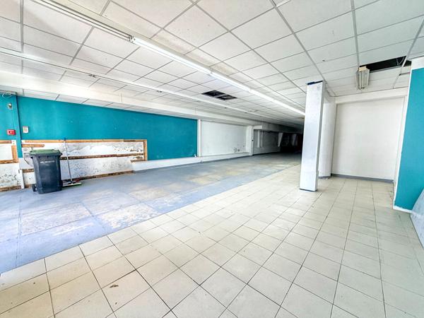 EXCLUSIVITÉ - Local commercial en Centre-ville de Royan - 292m2