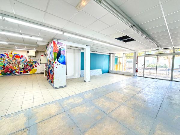 EXCLUSIVITÉ - Local commercial en Centre-ville de Royan - 292m2