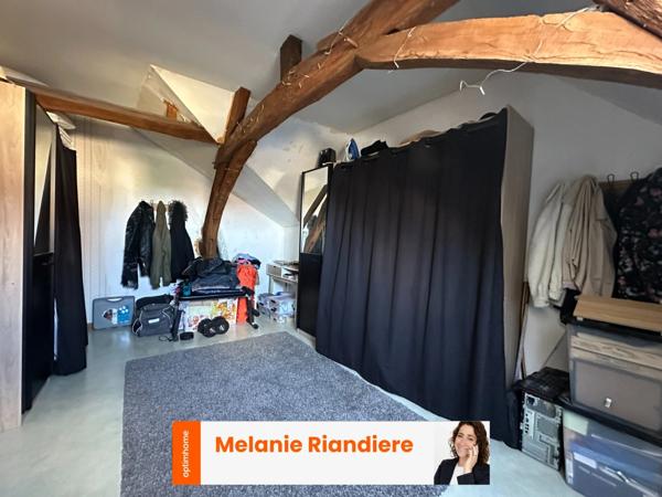 Maison à vendre à Crosmières – 3 chambres, beaux volumes et garage