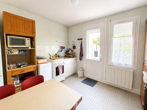 Maison familiale 4 chambres Secteur Méan Terrain arboré de 600 m²