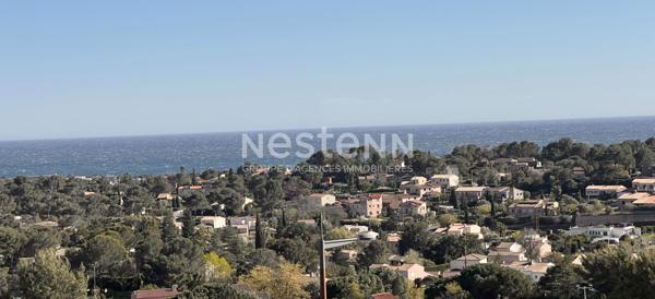 À vendre : Appartement 5 pièces à Saint-Raphaël VUE MER