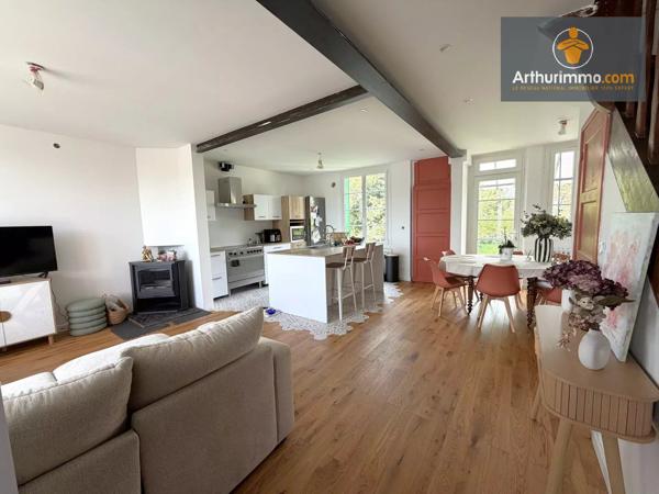 Vente                                                      Maison
                        
                     5 pièces                      113 m2                     à Margny-Lès-Compiègne