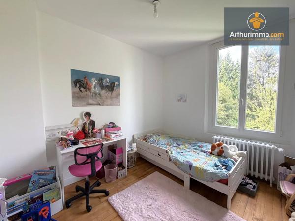 Vente                                                      Maison
                        
                     5 pièces                      113 m2                     à Margny-Lès-Compiègne
