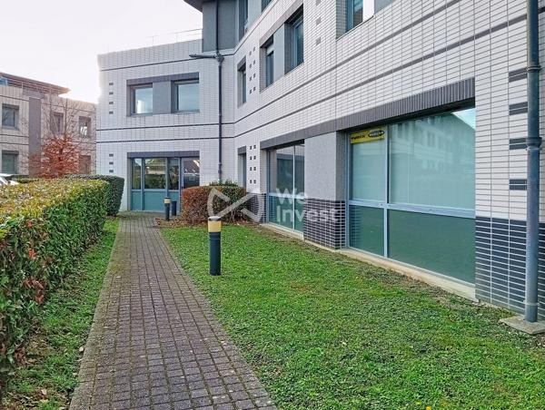 LOCAUX A LOUER 400 M2