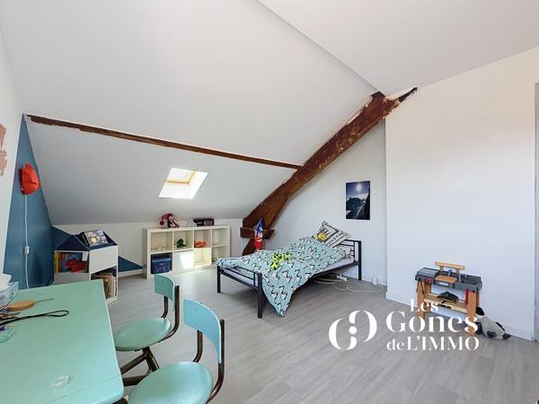 Maison 7 pièce(s) 6 chambre(s) 157 m²