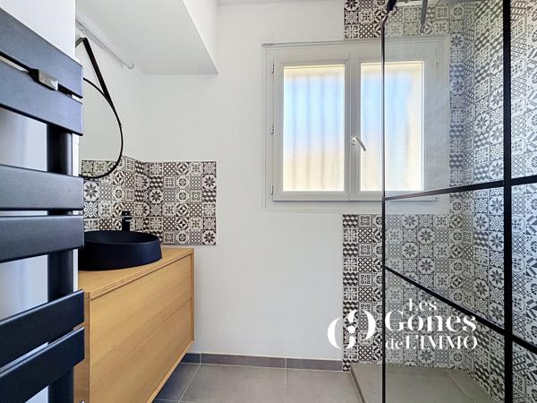 Maison 7 pièce(s) 6 chambre(s) 157 m²