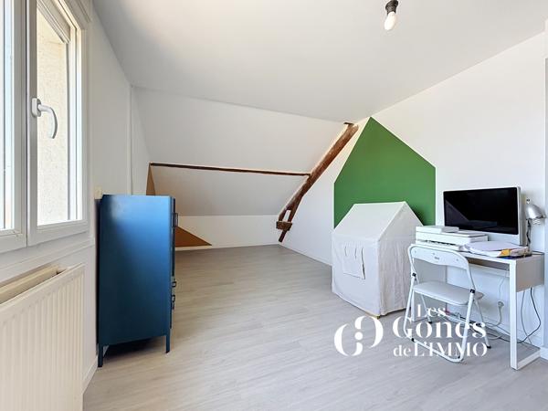 Maison 7 pièce(s) 6 chambre(s) 157 m²