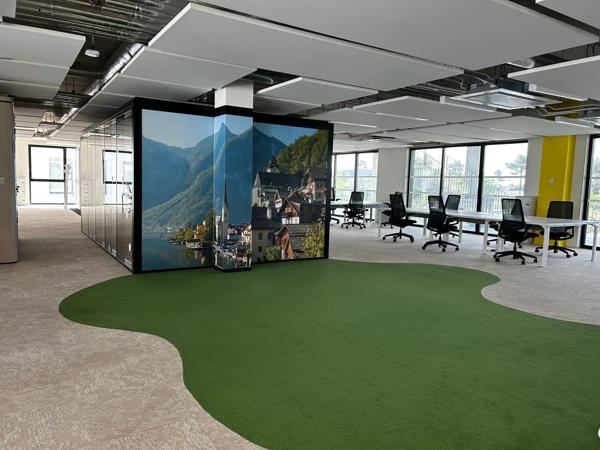 Bureaux à louer de 130 à 857 m² à Pessac avec terrasses et services mutualisés
