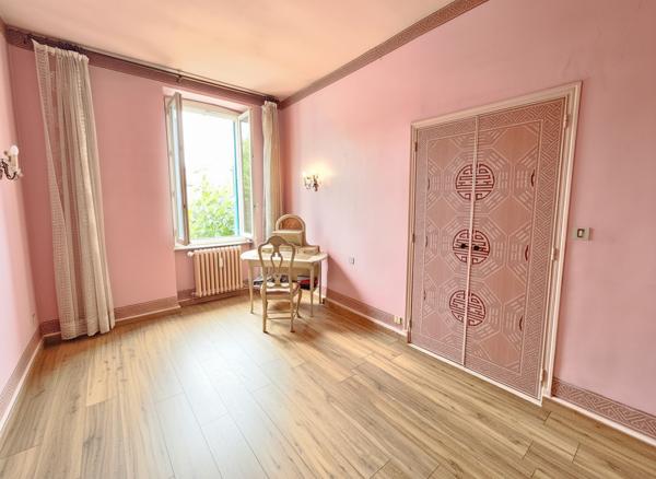 Maison bourgeoise des années 20 idéalement placée Carcassonne