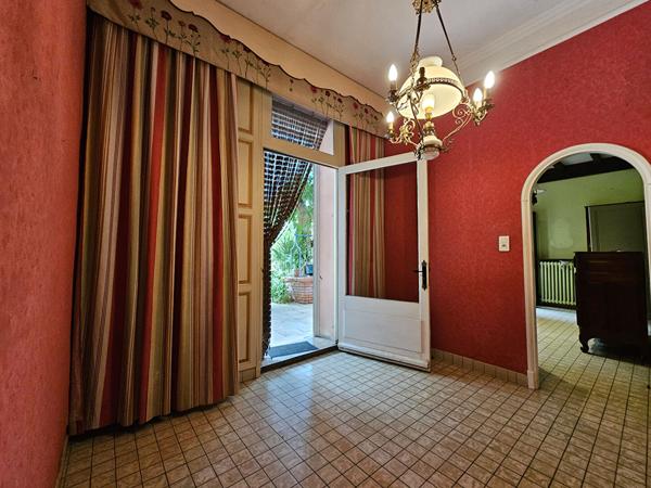 Maison bourgeoise des années 20 idéalement placée Carcassonne
