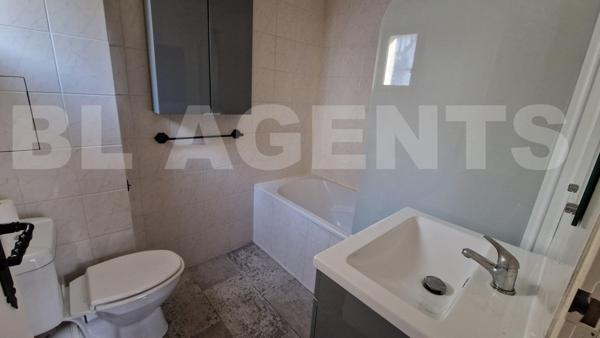 Maison de ville, 3 chambres, au pied des commerces et commodités