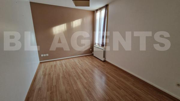 Maison de ville, 3 chambres, au pied des commerces et commodités