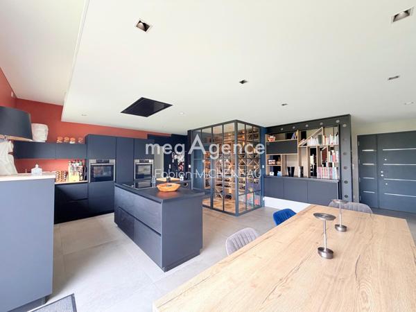 Maison à BEAUPREAU-EN-MAUGES, 49600 - 5 pièces 160m²