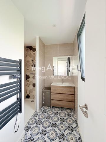 Maison à BEAUPREAU-EN-MAUGES, 49600 - 5 pièces 160m²