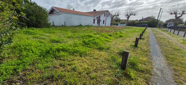 Soustons? Terrain constructible 621 m² dans un secteur très recherché.