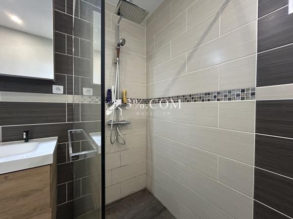 Maison 6 pièce(s) 4 chambre(s) 121 m²