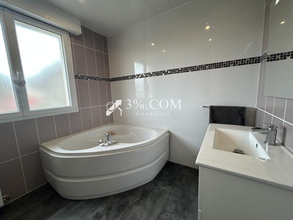 Maison 6 pièce(s) 4 chambre(s) 121 m²