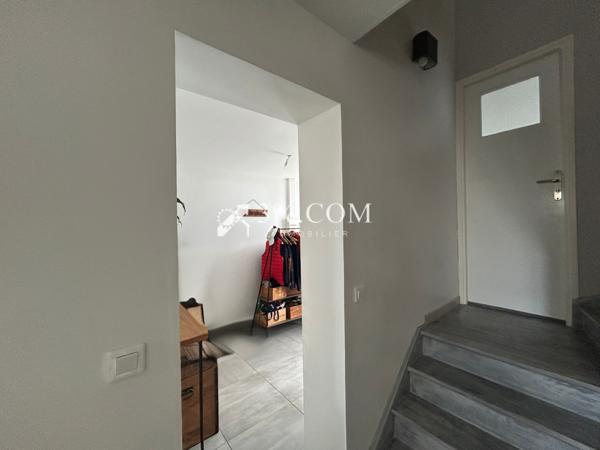 Maison 6 pièce(s) 4 chambre(s) 121 m²