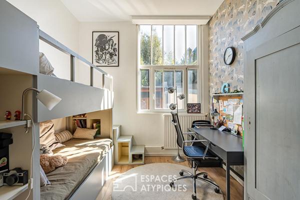 Ancienne manufacture de céramique réhabilitée en loft avec rooftop