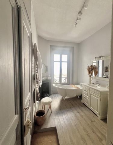 Appartement à vendre |  Limoges |  5 pièces | 142 m²