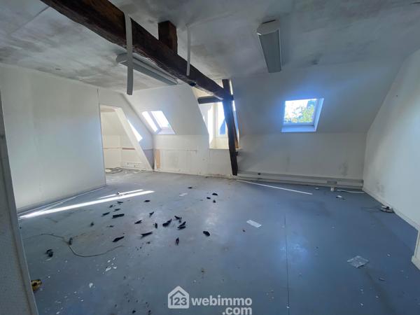 Maison 965 m² à Laon 02000