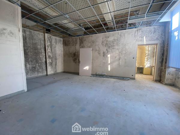 Maison 965 m² à Laon 02000