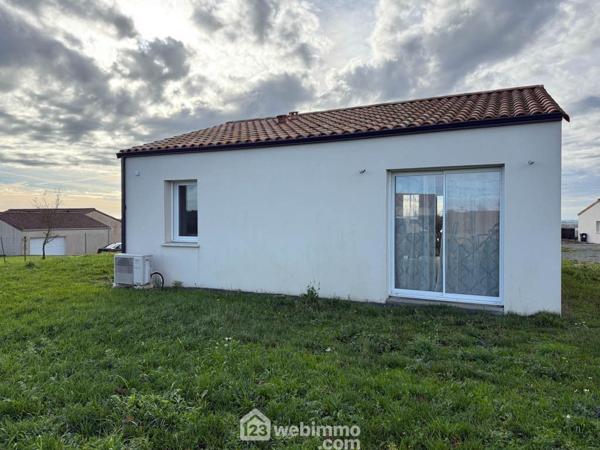 Maison 60 m² à Montournais 85700