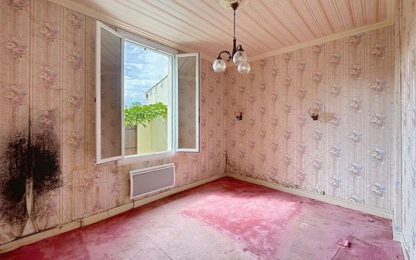 Maison à vendre    4 pièces •  Lalinde