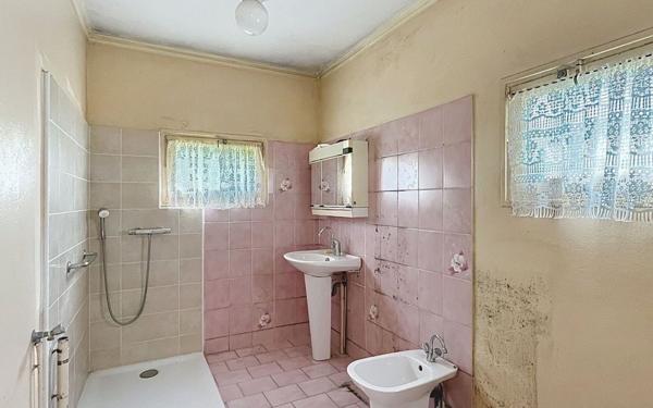 Maison à vendre    4 pièces •  Lalinde