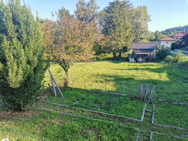 Terrain de 801 m² _ A vendre sur Charvonnex _ Libre de constructeur et viabilisé