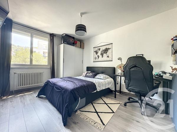 Appartement F3 Bis à vendre  3 pièces - 90 m2 SETE - 34